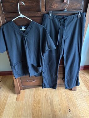 Cherokee workwear scrub set